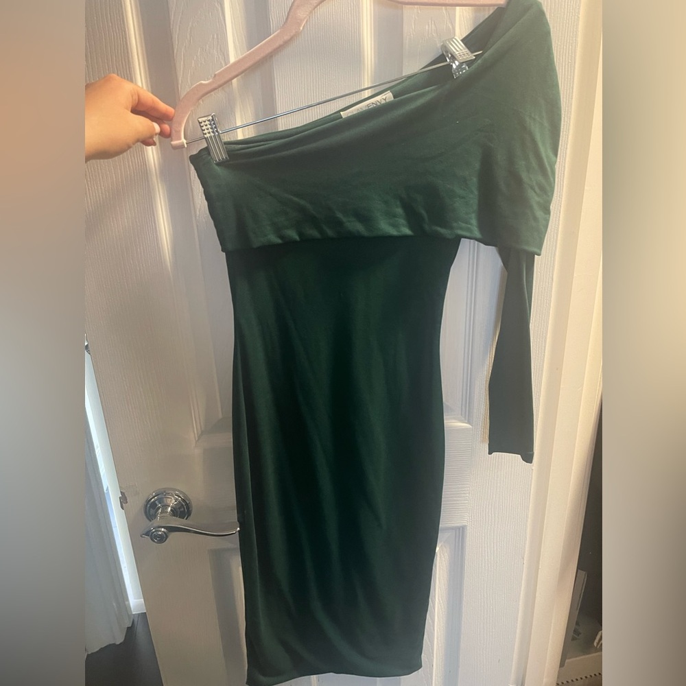 Green Long sleeve one shoulder dress size small- glam envy - Picture 3 of 3